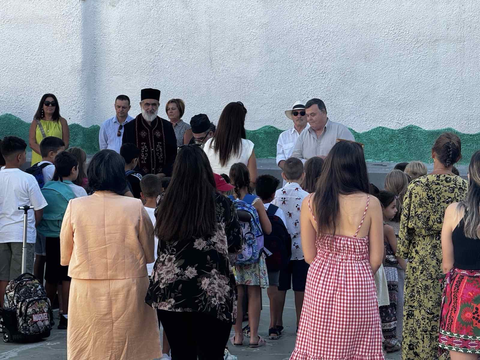 ΟΛΟΚΛΗΡΩΘΗΚΑΝ ΟΙ ΑΓΙΑΣΜΟΙ ΣΤΙΣ ΣΧΟΛΙΚΕΣ ΜΟΝΑΔΕΣ ΤΟΥ ΔΗΜΟΥ ΠΟΡΟΥ